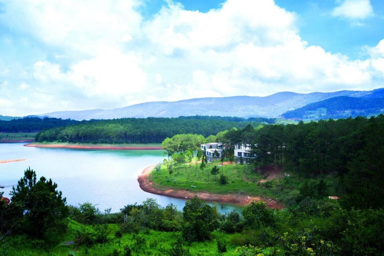 Terracotta Villa Tuyen Lam Lake Dalat Exterior photo